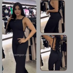 enterizo modelo espectcular con descote en la espalda